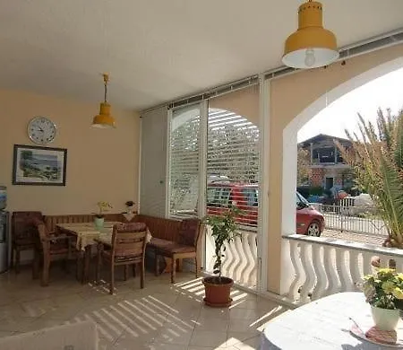 Annabel Fuer Bis Zu 13 Personen Holiday home *